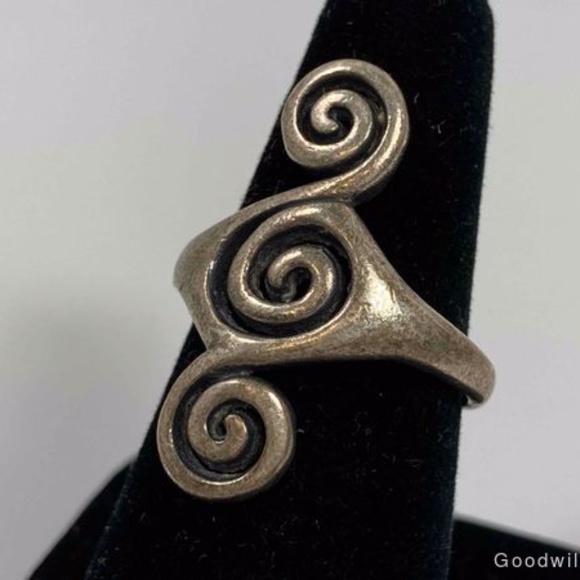 Swirl Hammered Sterling Silver Ring Stamped Size 7